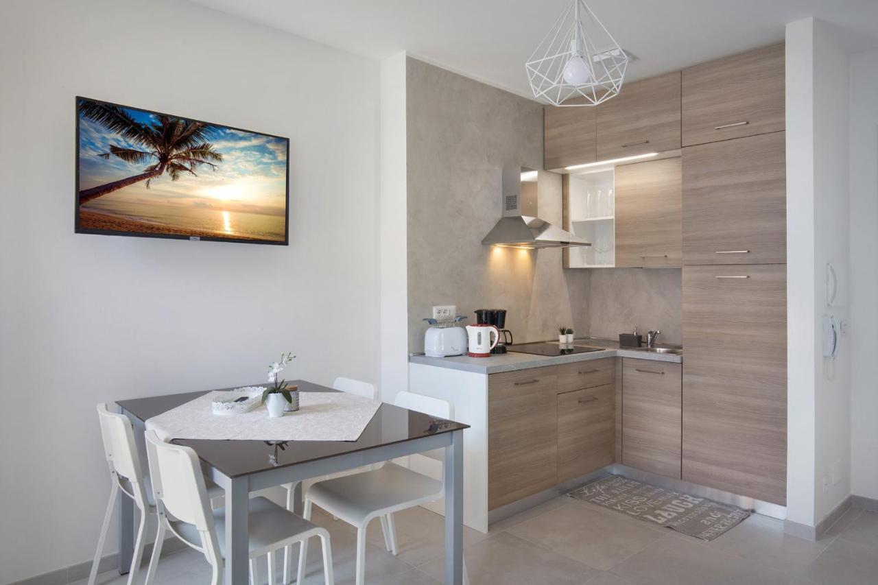 Apartment Prefontana With Pool Bardolino Eksteriør bilde
